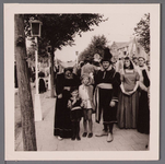 WAT001001044 Foto: Familie Overdijk - Oomen.Stadsfeest Edam.Van 12 tot 21 juli 1957 hielden de Edammers een stadsfeest ...