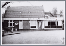 WAT001001445 Café de ''Lepelaar'' aan het Molenpad nummer 2 in Jisp.