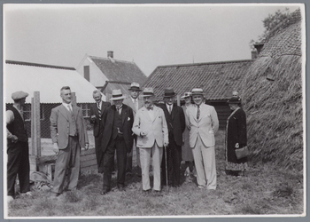 WAT001001905 Bij de opening van de jachthaven Robinson.