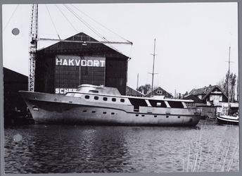 WAT001002193 Foto: Aanzicht op een deel van de haven te Monnickendam. Hakvoort, Monnickendam. 1919-heden (2018). Een ...