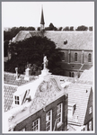 WAT001002261 Foto v.l.n.r.; Pieter Jonges, Leny Klopper-Bruin en Jan KlopperOudheidskamer Jisp, Dorpsstraat nummer 19 ...