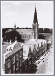 WAT001002262 Foto v.l.n.r.; Pieter Jonges, Leny Klopper-Bruin en Jan KlopperOudheidskamer Jisp, Dorpsstraat nummer 19 ...