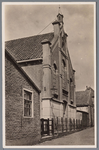 WAT001002279 Foto v.l.n.r.; Pieter Jonges, Leny Klopper-Bruin en Jan KlopperOudheidskamer Jisp, Dorpsstraat nummer 19 ...