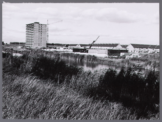 WAT001009155 Beemsterringvaart, flat einde Burg. Kooimanweg, hoek Gruttostraat.