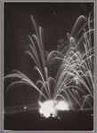 WAT001017506 Vuurwerk aan de Nieuwegracht.