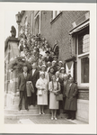 WAT001017509 550 jarig bestaan van stad Purmerend. Waterlandse burgemeesters en secretarissen in Purmerend.Voorgrond: ...