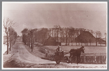 WAT002000634 Bakker Duits met zijn paard en wagen in de Wijde Wormer, opvolger van bakker Gerrit Heijne.