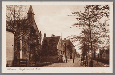 WAT002001023 Gereformeerde kerk ''de Tempel'' aan de Dorpsstraat 199.Eerste steen is gelegd op 31 mei 1905.V.l.n.r. ...