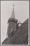 WAT002001704 Dak van de Nederlandse Hervormde Kerk van Wormer.Nederlandse Hervormde Kerk. Zaalkerk uit 1807 met houten ...