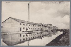 WAT002002476 Pakhuizen van papierfabriek Van Gelder.Achtergrondinformatie van papierfabriek Van Gelder: In 1685 werd ...