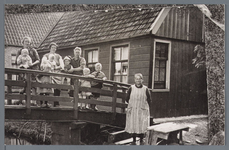 WAT002002733 Gastdag in het Oostend, mevrouw Grietje Slooten-Dinkla (meisjesnaam Grietje Dinkela, geboren op 23-09-1871 ...
