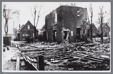 WAT002002830 Cafe/kruidenierswinkel van Van Liempt verbrand.21 december 1927. In de nacht om kwart voor drie, ontstond ...