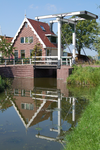 WAT120002522 De huidige Oost-Knollendammersluis, ook wel Boerensluis genoemd, werd gebouwd in 1789. Door het verdwijnen ...