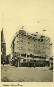 30121. Glaspaleis in Heerlen.