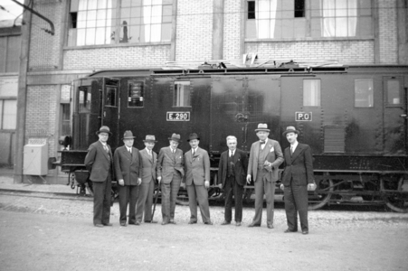 25965 FDHEEMAFF 307 Bezoek van de heer Keus aan de werkplaatsen van de Chemin de Fer PO Midi in Parijs. Opname van de ...