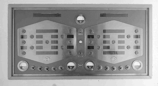 4386 FDHEEMAF052284 Bedieningspaneel voor sluis Limmel in het Julianakanaal bij Maastricht, 1935-08-08