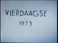 9965BB00413 Een film rondom de avondvierdaagsen van 1975 en 1985 te Losser., 00-00-1975 - 00-00-1985