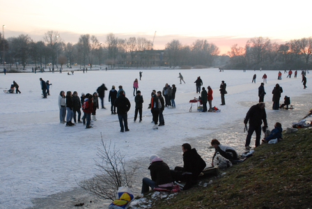 136 DBUITERWIJK-000182 Schaatsen op de Dobbe, 2009-01-10