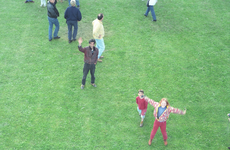 3971 FDUITERWIJK-002265 Cobie Uiterwijk in een luchtballon vanuit park de Weezenlanden, 2000-05-27