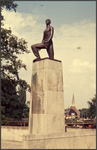 753 DIA022167 Monument 1940-1945.Het Oorlogsmonument Zwolle in het Ter Pelkwijkpark. Het monument is een ontwerp van ...