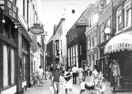 1254 FD001710 Broerenstraat rond 1983., 1983-00-00