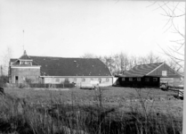 19936 FD016342 Willemsvaart 19: boerderij Zuidberg., 1975