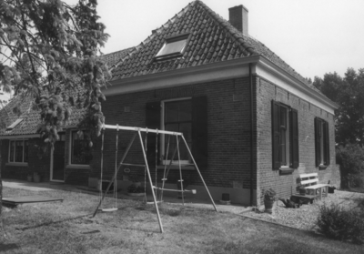 2507 FD003152 Gezicht op het woongedeelte van een woonboerderij aan de Doornweg in het buurschap Haerst., 1986-00-00