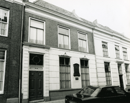 4693 FD001292 Woning aan de Bloemendalstraat in het centrum van Zwolle. Het pand was eertijds het woonhuis van Joan ...