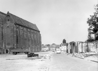 5206 FD000039 Achter de Broeren bij het Broerenkerkplein gezien uit het zuidwesten op de zuidelijke beuk bij vrijwel ...