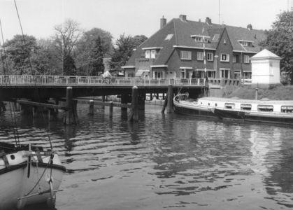 5839 FD000773 Woningen aan de Bagijnesingel in de wijk Diezerpoort, in 1932 gebouwd op een terrein van de heer ...