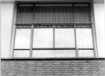 6783 FD011862 Rhijnvis Feithlaan 80 t/m 96: oude Sophia Ziekenhuis; stalen ramen., 1989