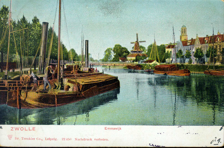 227 PBKR4170 Twee binnenvaartschepen stoomsleepboten en een aantal afgemeerde turfschepen in de Willemsvaart bij de ...