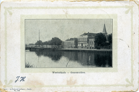 2699 PBKR6291 Gezicht vanaf de Oosterkaai over de Binnenhaven op de Westerkade (Westerkaai). Op de achtergrond de NH ...