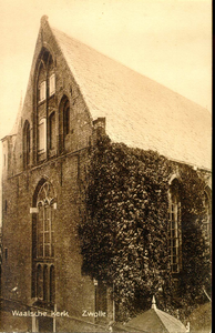 2755 PBKR3461 Gezicht op de westgevel van de Sint Geertruidenkapel, in gebruik als Waalse Kerk, ca. 1930. Deze kapel ...