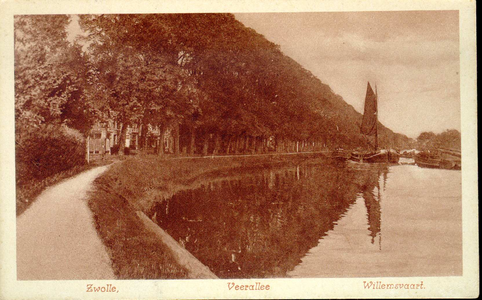3429 PBKR4131 Willemsvaart ca. 1905-1910, gezien vanaf de bocht bij de Spoolderberg naar het noorden met dwarsliggende ...
