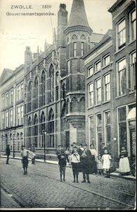 3655 PBKR0732 Gezicht op de gebouwen van het Provinciehuis met de ingang naar de Rodehaanstraat, ca. 1908. Het huis ...