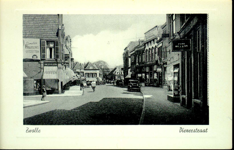 3876 PBKR0773 Gezicht in de Diezerstraat in de richting van de Diezerpoortenbrug,c a. 1937-1939. Rechts met ...