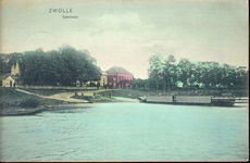 4149 PBKR1941 Ingekleurde prentbriefkaart van de Zwolse oever van de IJssel met het Katerveer. Links een van de huizen ...
