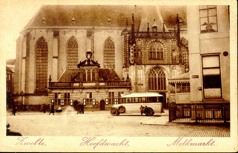 4890 PBKR1495 Grote Markt, na opheffing van de paardentram in 1919 en zonder rotonde aangelegd in 1923, gezien naar de ...