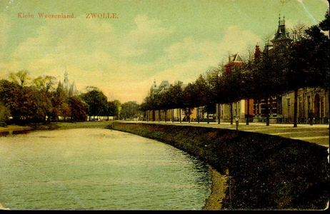 5200 PBKR0443 Brugemeester van Roijensingel, ca. 1910 (tot 1933 Klein Weezenland), over de stadsgracht naar de ...