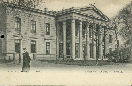 5346 PBKR2745 Achteraanzicht van het Paleis van Justitie aan de Potgietersingel, 1900-1905. Links lantaarnpaal en een ...