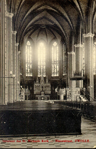 6287 PBKR2911 Interieur van de R.K. Sint-Michaëlskerk uit 1892 aan de Roggenstraat. De kaart is afgestempeld in 1909., ...