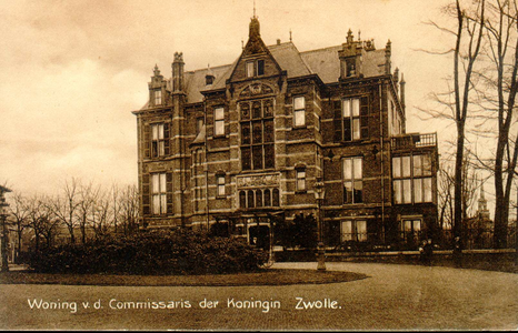 835 PBKR3714 Vooraanzicht van het Gouverneurshuis (Hôtel van de Commissaris van de Koningin), Ter Pelkwijkpark 22: met ...