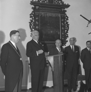 5354 Bijeenkomst VVV in het Deventer Stadhuis., 1960-01-01