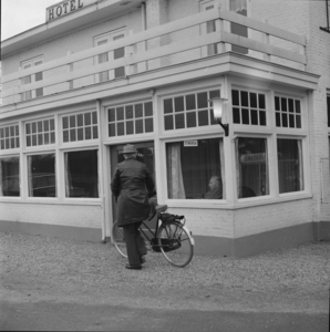 5386 Hotel Dikkers in 't Joppe (gemeente Gorssel). Nu bekend als Bosrestaurant . Na een grote brand in 2018 inmiddels ...