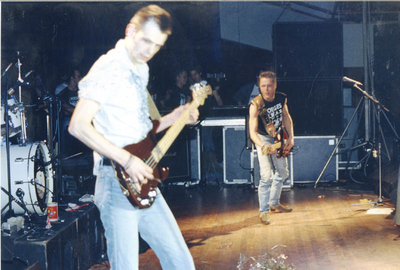 Optreden Boegies op Noorderslag 1990 in de Grote Zaal van de Oosterpoort in Groningen