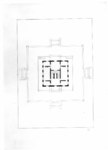 135137 Plattegrond van een gebouw met een vierkante plattegrond op een verhoogd terras.