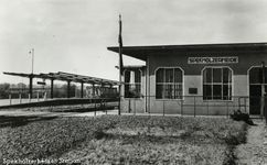 164685 Gezicht op het N.S.-station Spekholzerheide te Kerkrade.N.B. De stationsnaam Spekholzerheide is per 31 mei 1970 ...