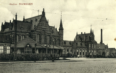 164951 Gezicht op het S.S.-station Nijmegen te Nijmegen.