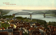 164956 Overzicht van de spoorbrug over de Waal te Nijmegen.